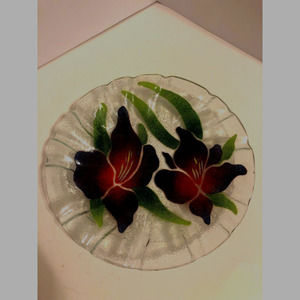 VTG SYDENSTRICKER Fused Art Glass ROUND BOWL IRIS FLOWERS 8.5”